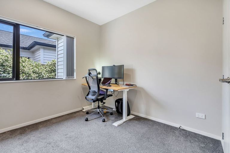 Photo of property in 5 Sapwood Crescent, Takanini, 2110