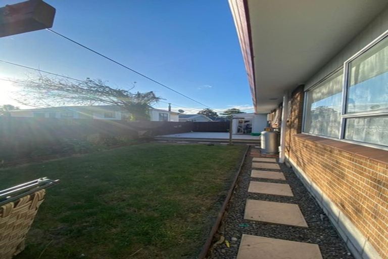 Photo of property in 1/24 Waimana Road, Conifer Grove, Takanini, 2112