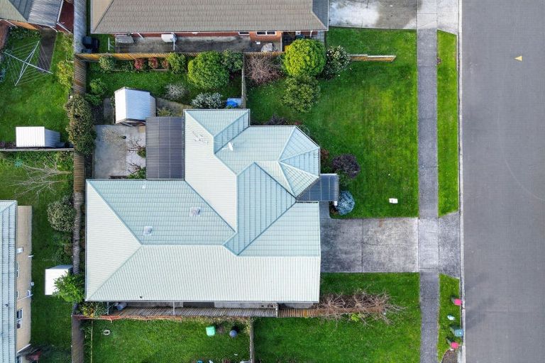 Photo of property in 35 Nottingham Drive, Hamilton East, Hamilton, 3216