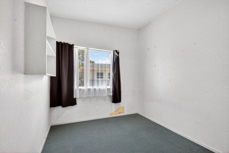 Photo of property in 10 Elliott Street, Taradale, Napier, 4112