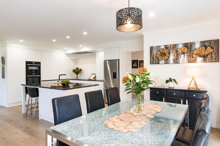 Photo of property in 11 Spinnaker Point, Haruru, 0204