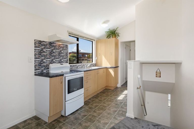 Photo of property in 8 Morere Street, Titahi Bay, Porirua, 5022