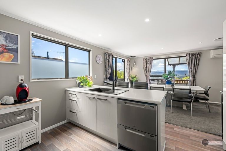 Photo of property in 265 Major Drive, Kelson, Lower Hutt, 5010