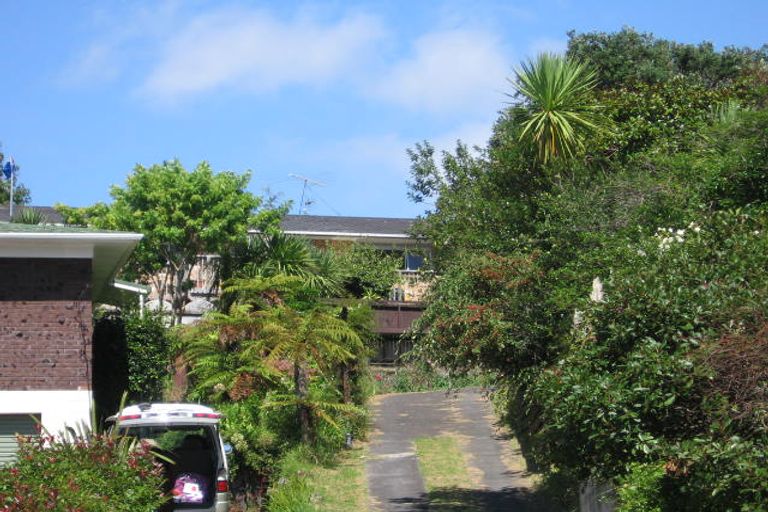Photo of property in 30 Dunraven Place, Torbay, Auckland, 0630