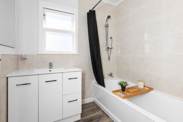 Photo of property in 69 Masefield Avenue, Maraenui, Napier, 4110