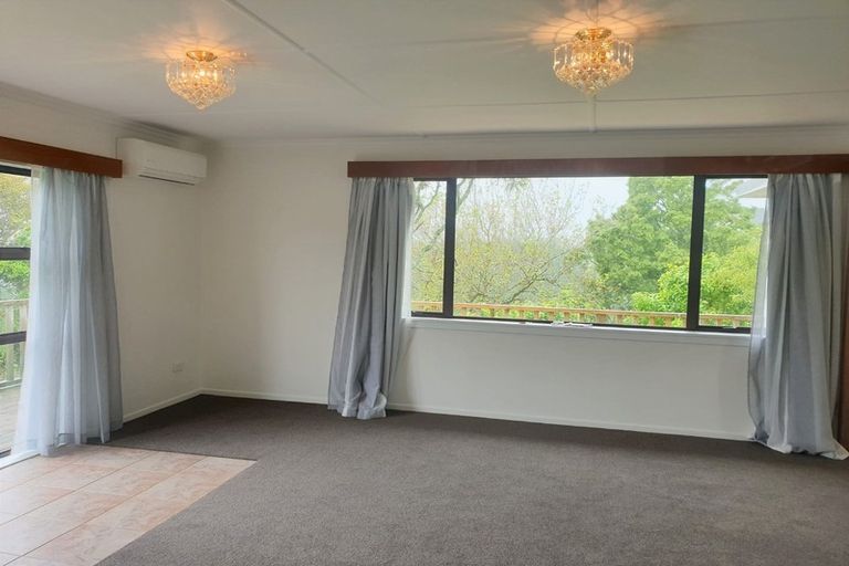 Photo of property in 509 Mangorei Road, Highlands Park, New Plymouth, 4312