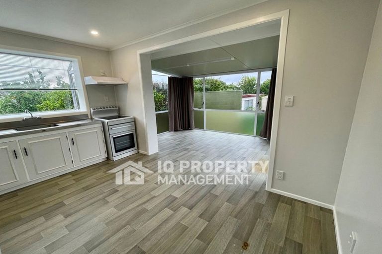 Photo of property in 15a Collie Street, Hillpark, Auckland, 2102