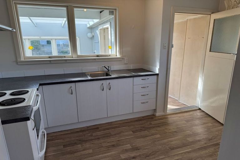 Photo of property in 2/124 Brookside Terrace, Bryndwr, Christchurch, 8053