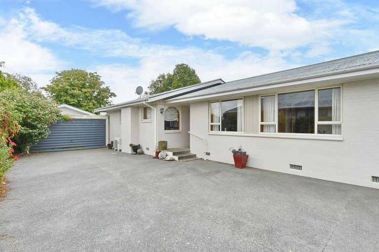 Photo of property in 112 Kippenberger Avenue, Rangiora, 7400