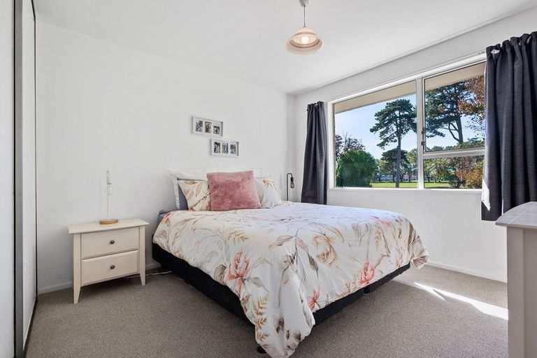 Photo of property in 2/9 Bonar Place, Woolston, Christchurch, 8062