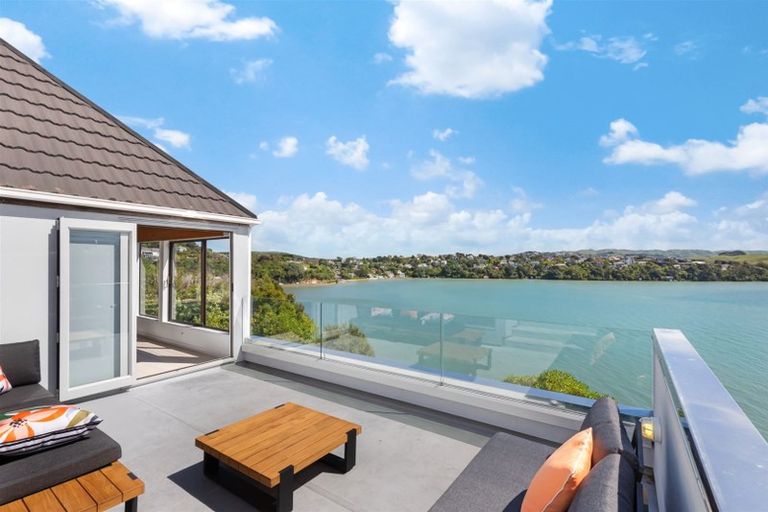 Photo of property in 35 Bosun Terrace, Whitby, Porirua, 5024