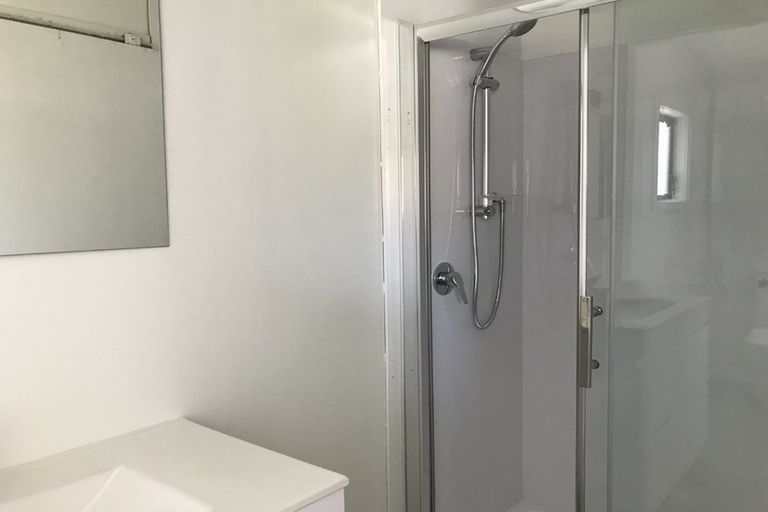 Photo of property in 47 Flat Bush Road, Clover Park, Auckland, 2023