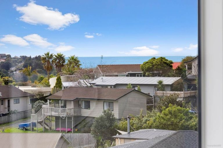 Photo of property in 9 Fern Court, Orewa, 0931