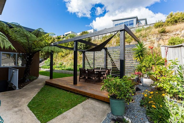 Photo of property in 22 Ships Cove, Whitby, Porirua, 5024