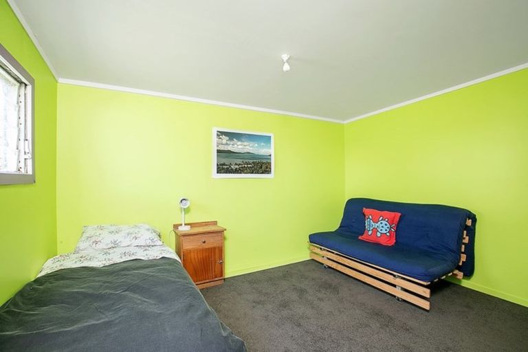 Photo of property in 64 Pinedale Crescent, Riversdale Beach, Masterton, 5872