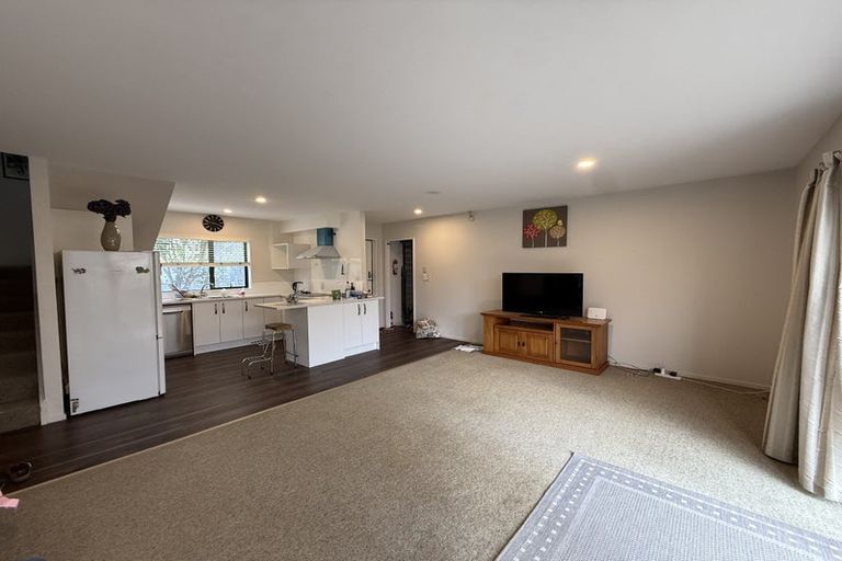 Photo of property in 17 Whitford Road, Howick, Auckland, 2014