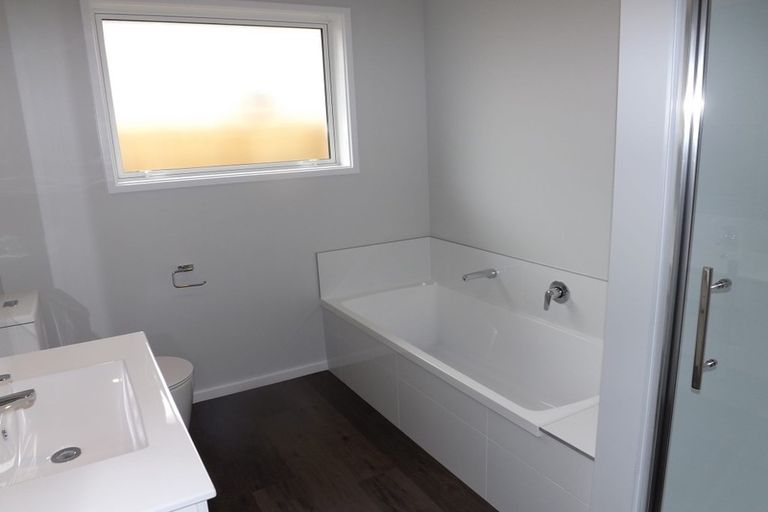 Photo of property in 4 Gold Lane, Papamoa, 3118