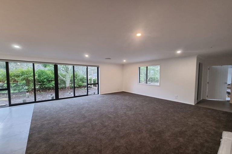 Photo of property in 27 Applemoors Way, Riverhead, 0820