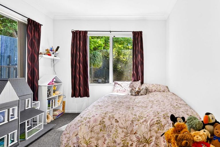 Photo of property in 21 Kotanui Avenue, Army Bay, Whangaparaoa, 0930