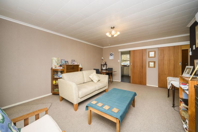 Photo of property in 5/132 Heretaunga Street, Palmerston North, 4414