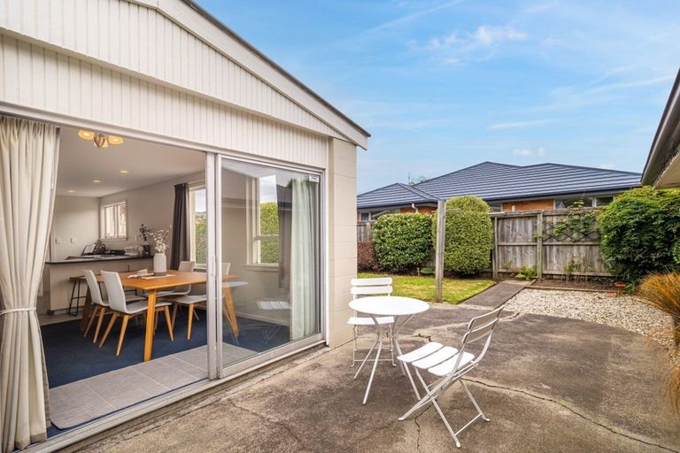 Photo of property in 73a Somerfield Street, Somerfield, Christchurch, 8024