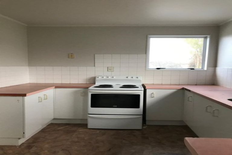 Photo of property in 2/74 Palmers Road, Clendon Park, Auckland, 2103