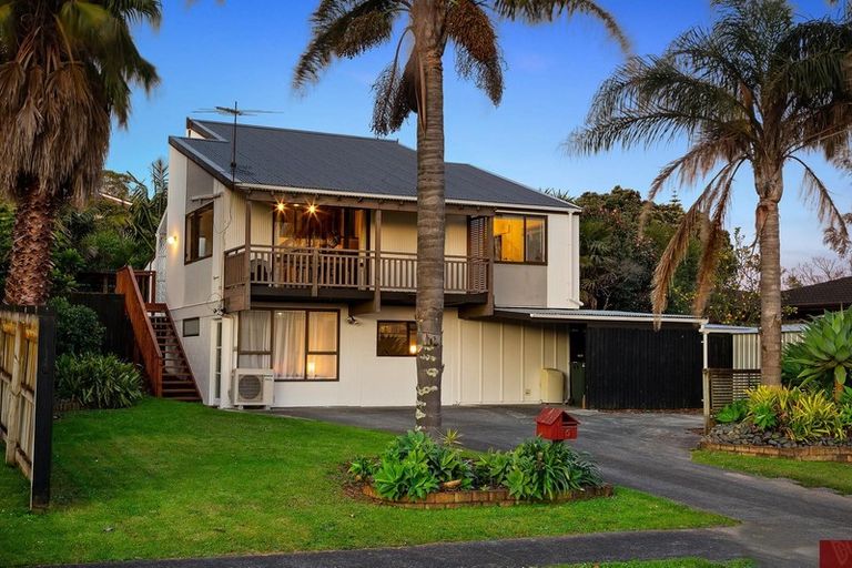 Photo of property in 5 Birman Close, Half Moon Bay, Auckland, 2012