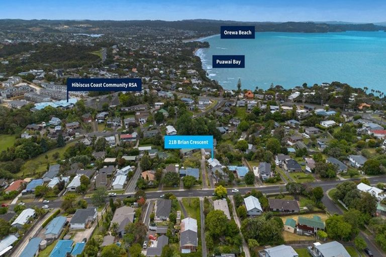 Photo of property in 21b Brian Crescent, Stanmore Bay, Whangaparaoa, 0932