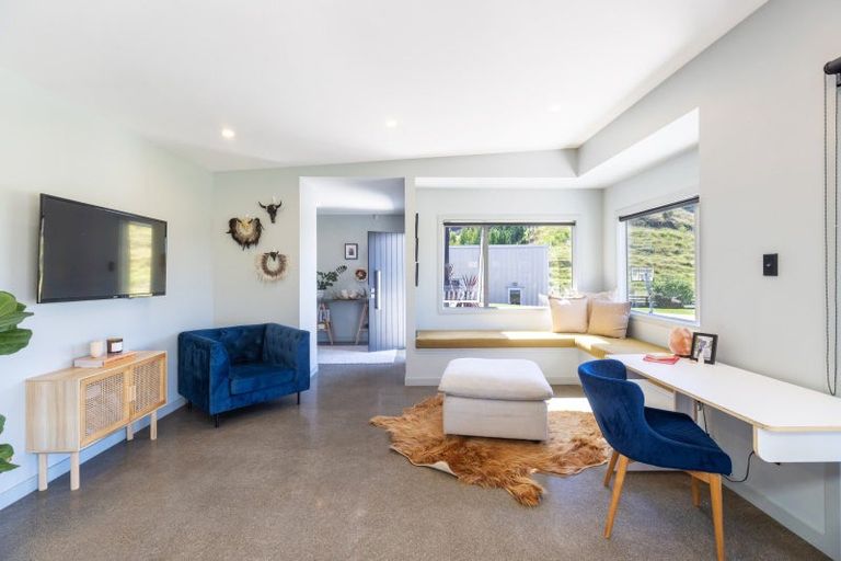 Photo of property in 224 Seafield Road, Eskdale, Napier, 4182