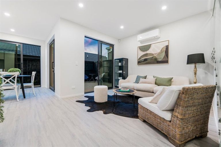 Photo of property in 61b Marendellas Drive, Bucklands Beach, Auckland, 2014