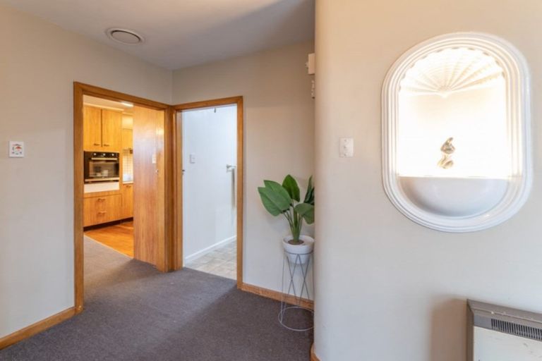 Photo of property in 230 Waimairi Road, Ilam, Christchurch, 8041