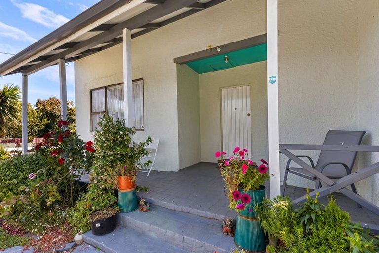 Photo of property in 9 Waitai Street, Castlecliff, Whanganui, 4501