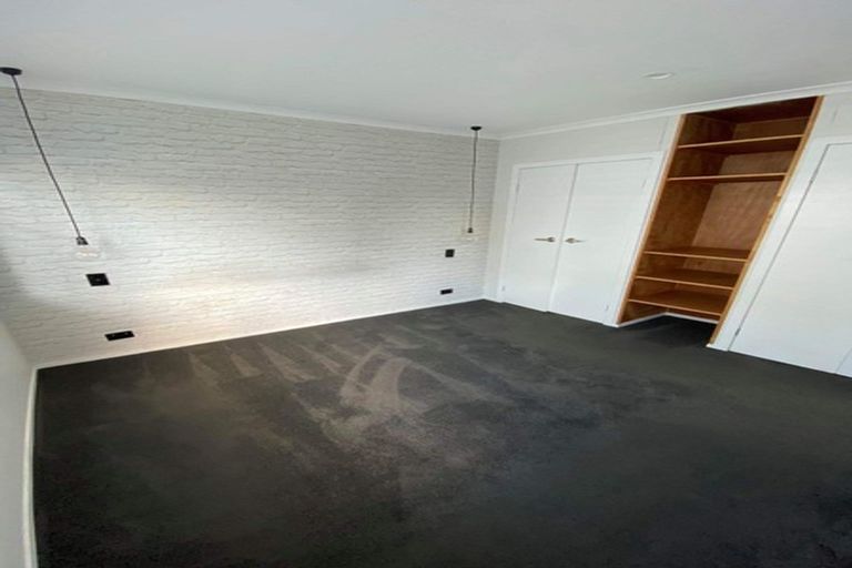 Photo of property in 224 Shakespeare Street, Leamington, Cambridge, 3432