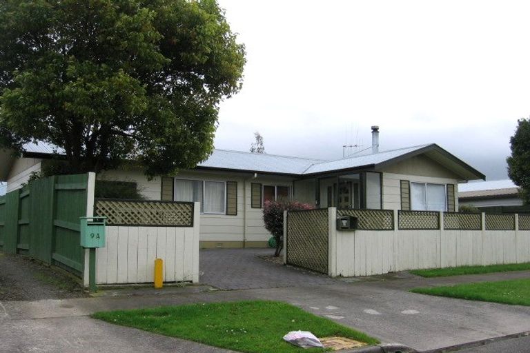 Photo of property in 9 Hilton Grove, Kelvin Grove, Palmerston North, 4414