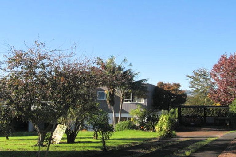 Photo of property in 279 Pakuranga Road, Pakuranga Heights, Auckland, 2010