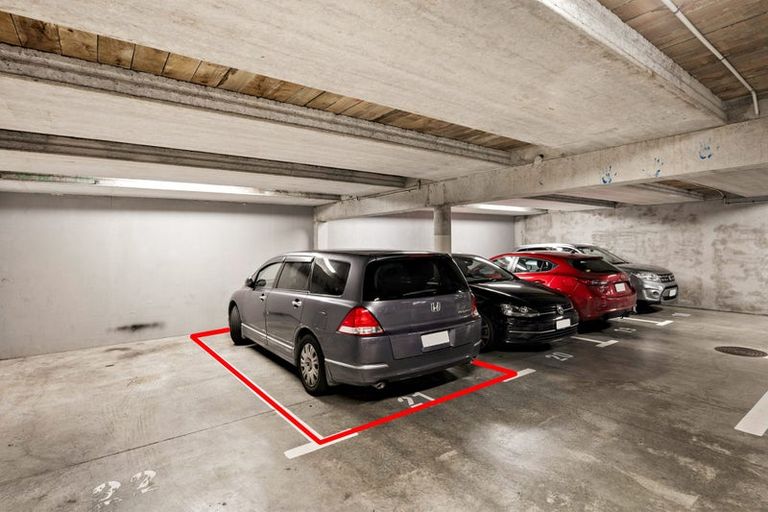 Photo of property in Hannahs Factory, 4/14 Leeds Street, Te Aro, Wellington, 6011