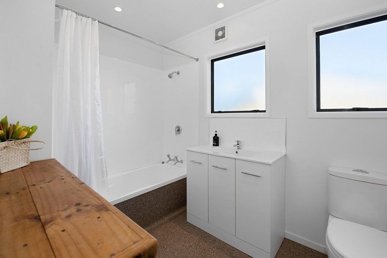 Photo of property in 8 Blomfield Street, Pukehangi, Rotorua, 3015