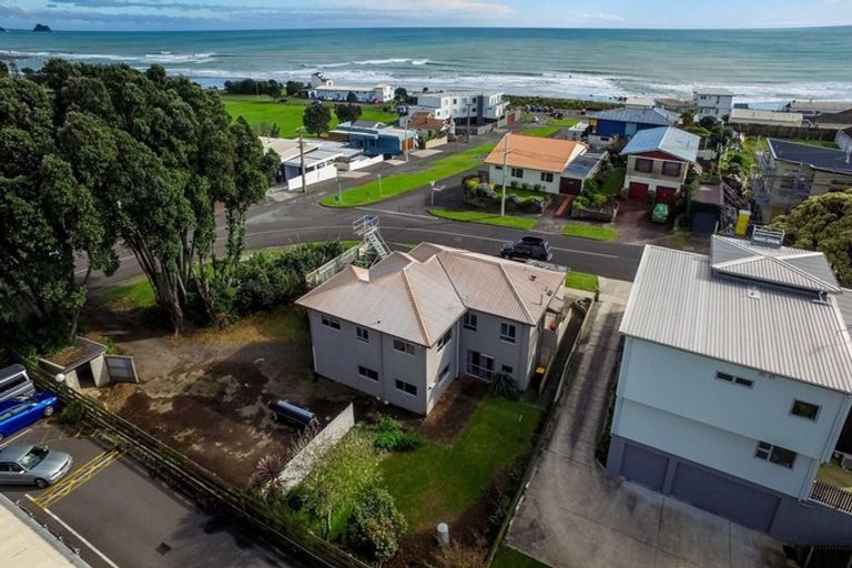 Photo of property in 4 Mclean Street, Strandon, New Plymouth, 4312