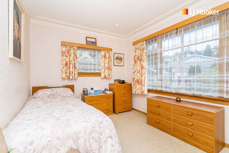 Photo of property in 35 Glen Road, Mornington, Dunedin, 9011