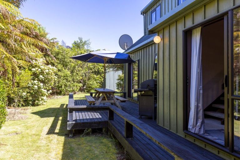 Photo of property in 59 Pihanga Road, Kuratau, Turangi, 3381