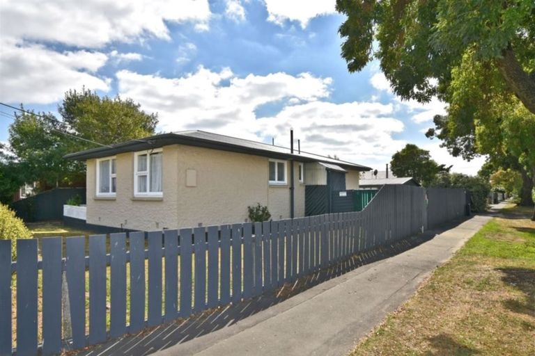 Photo of property in 187 Shortland Street, Aranui, Christchurch, 8061