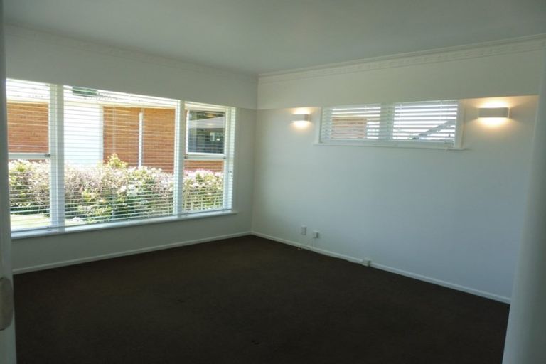 Photo of property in 12 Ngaio Avenue, Mangere Bridge, Auckland, 2022