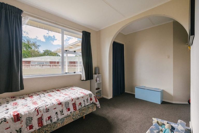 Photo of property in 27 Cavendish Crescent, Awapuni, Palmerston North, 4412