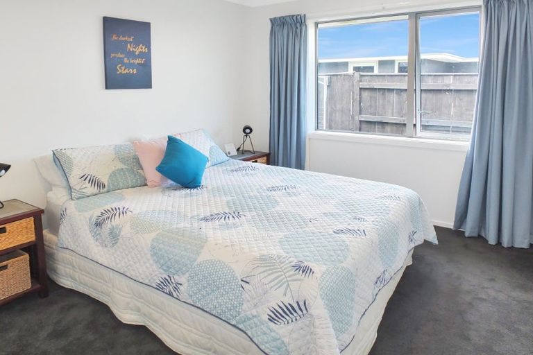 Photo of property in 10 Godwit Court, Foxton Beach, Foxton, 4815