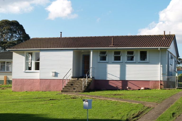 Photo of property in 23 Chalfont Street, Mangere East, Auckland, 2024