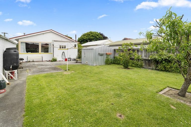 Photo of property in 111 Neville Street, Spreydon, Christchurch, 8024