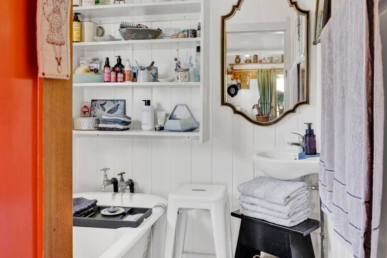 Photo of property in 77 Swansea Road, Stratford, 4332