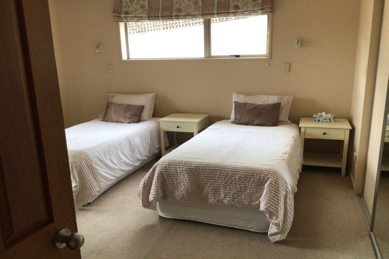 Photo of property in 76 Glenstrae Road, Redcliffs, Christchurch, 8081