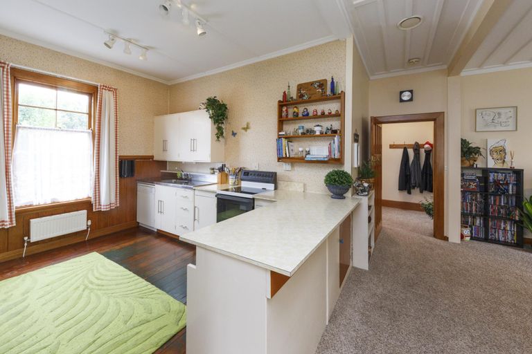 Photo of property in 44 Worcester Street, West End, Palmerston North, 4410
