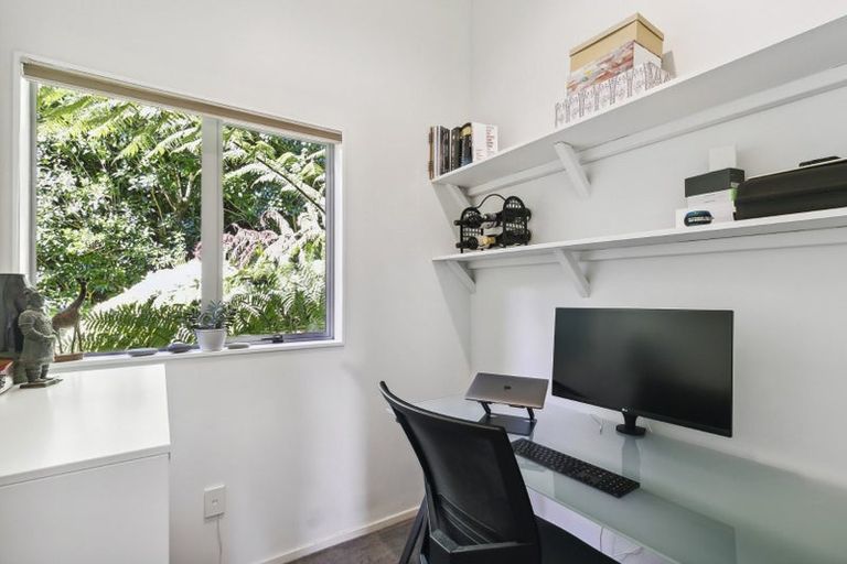 Photo of property in 18b Pimble Avenue, Karori, Wellington, 6012